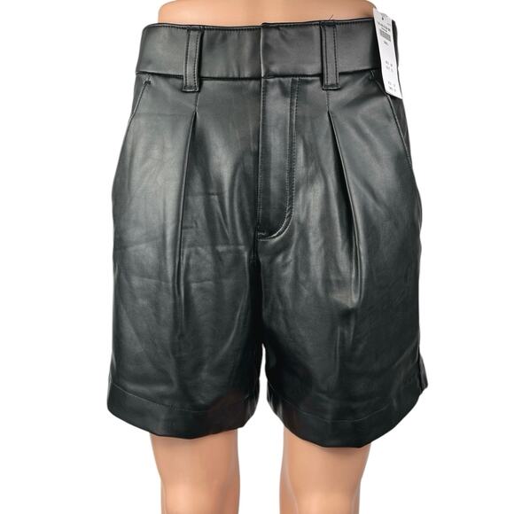 NEW Abercrombie & Fitch Black Vegan Faux Leather High Waist Bermuda Shorts Sz S - Picture 1 of 5